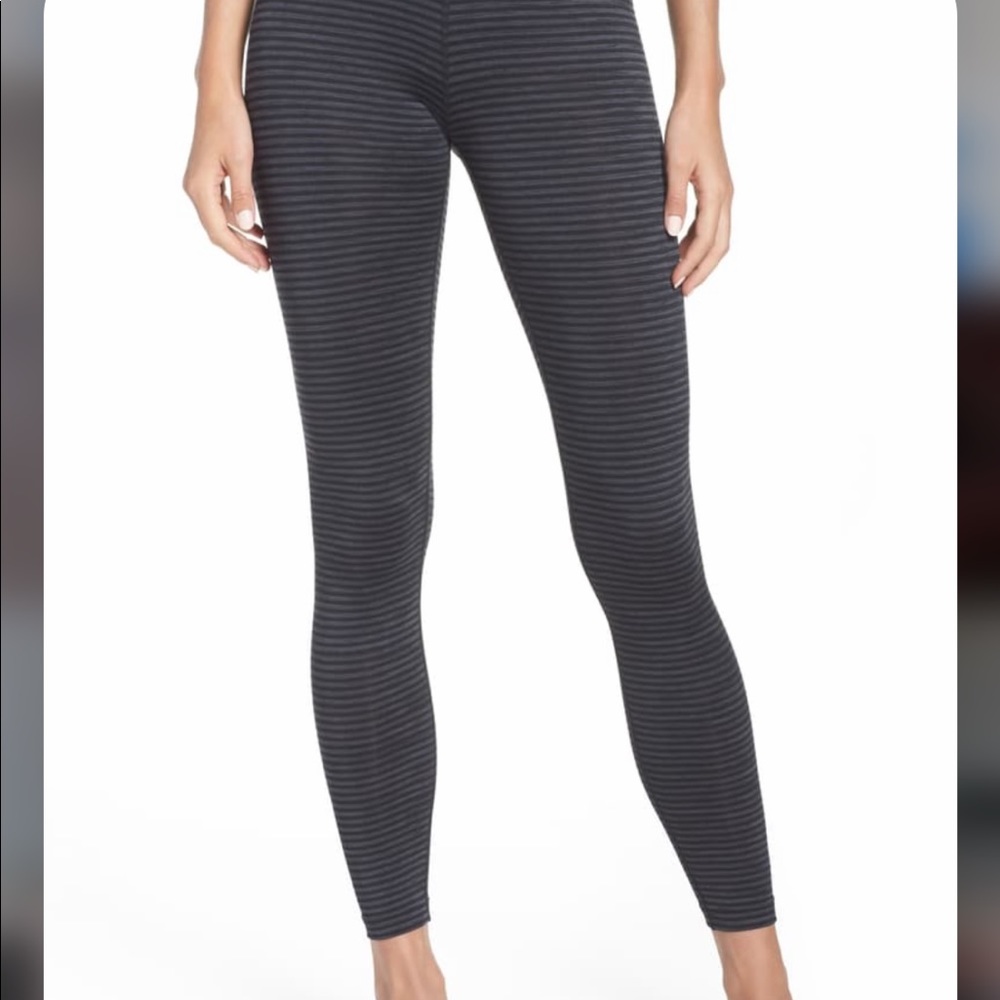 Brand new Beyond yoga leggings